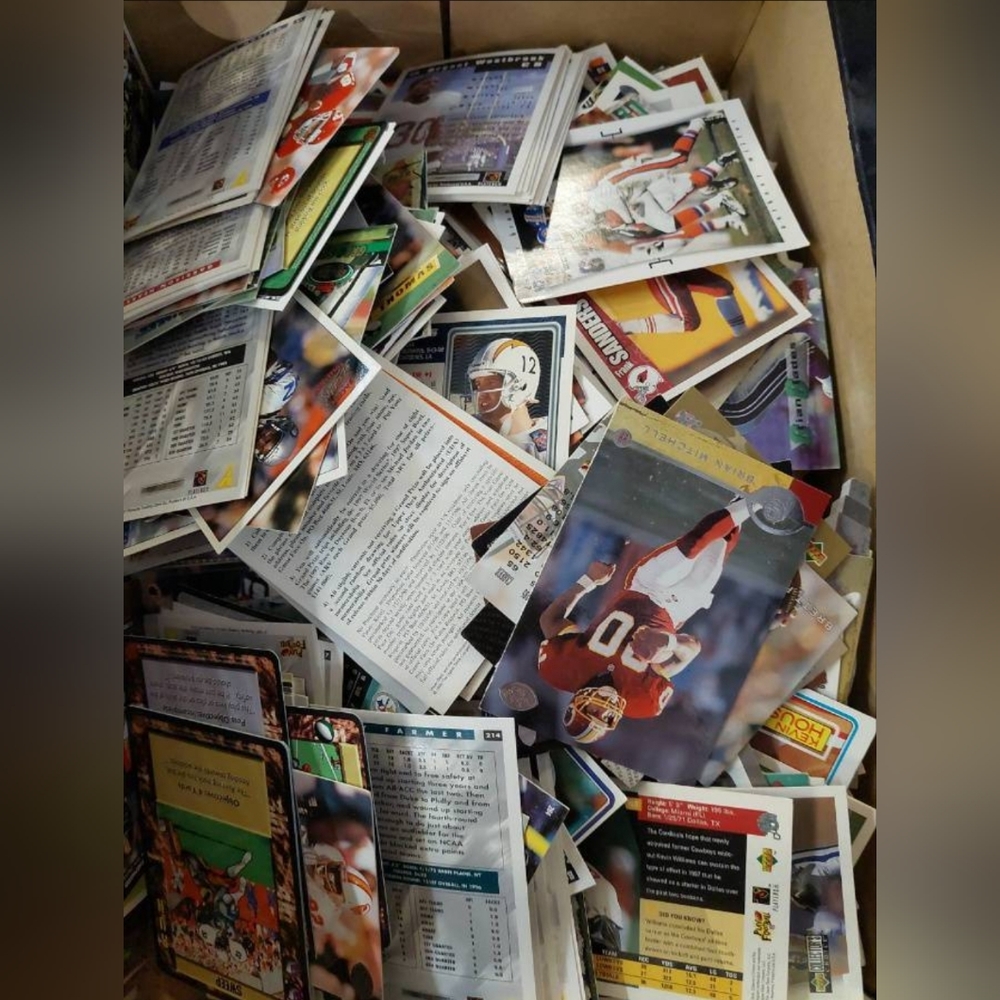 750 Random Sorts Cards🏀⚾️🏈🏒⚽️